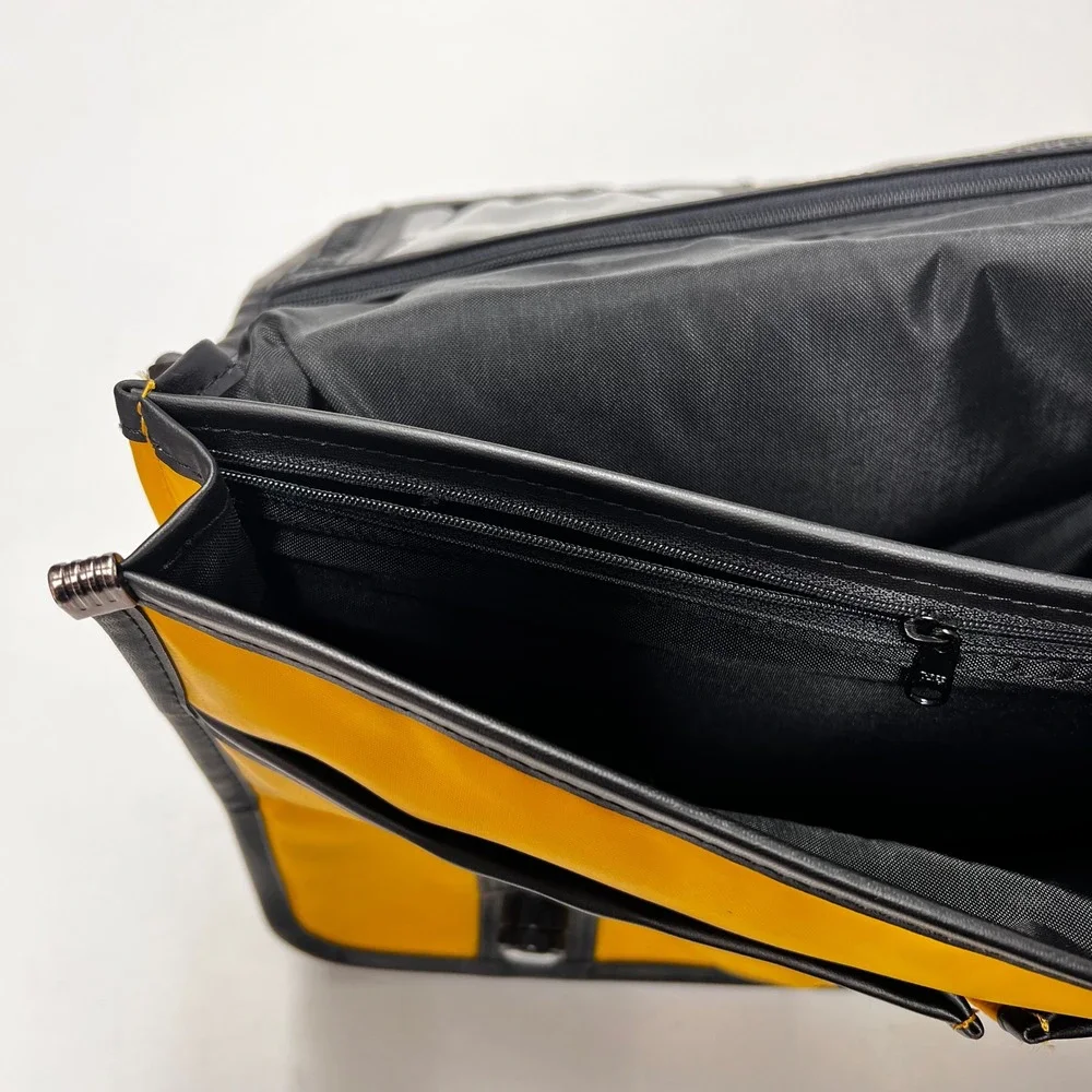 1988 Vintage Snoopy Sally‎ Peanuts Backpack Briefcase Yellow Nylon Kids Japan